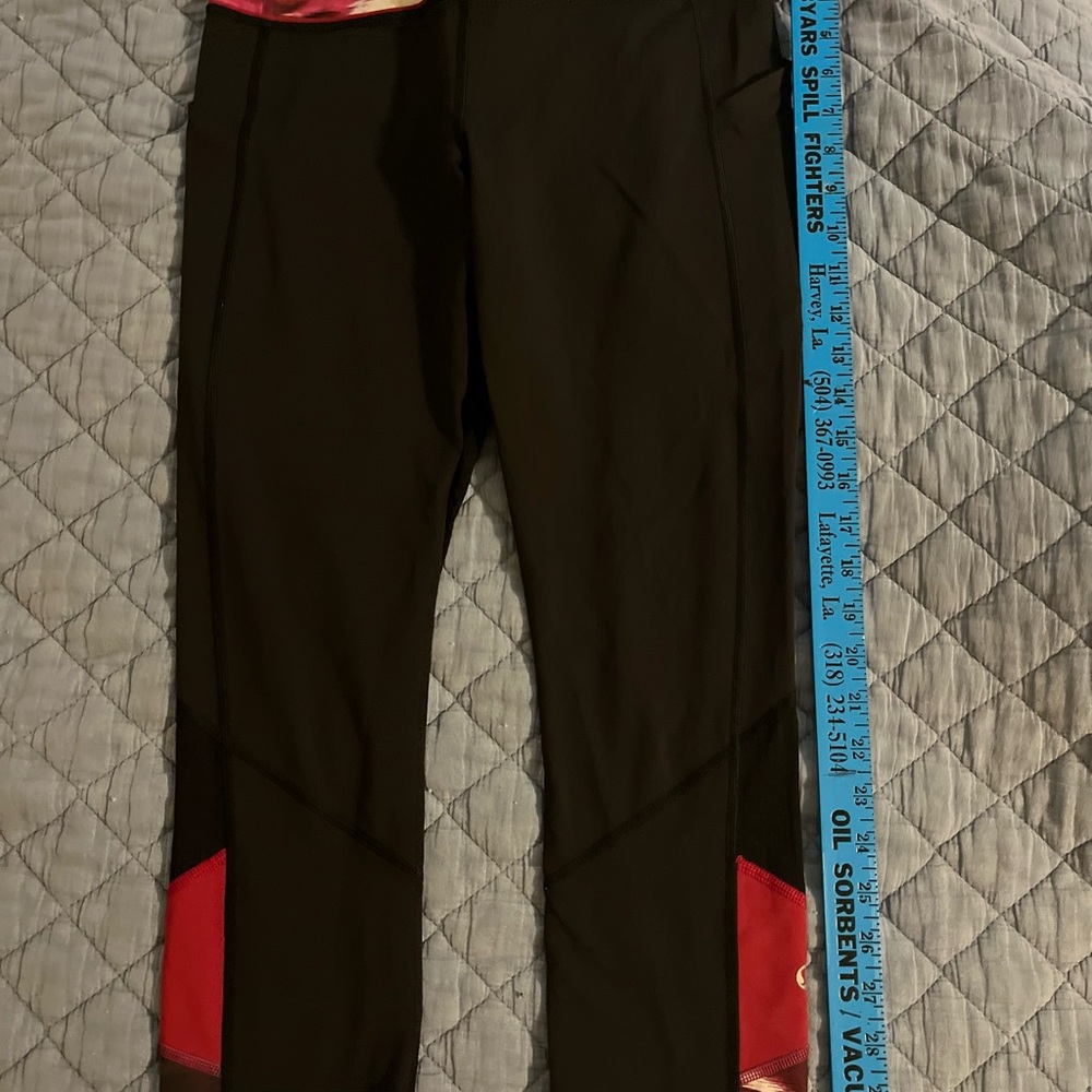 lululemon athletica Black and Red‎ Leggings
